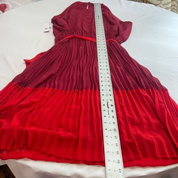 NWT Sandra Darren Razzle Berry Plus Size Dress Size 22W New - Picture 8 of 8